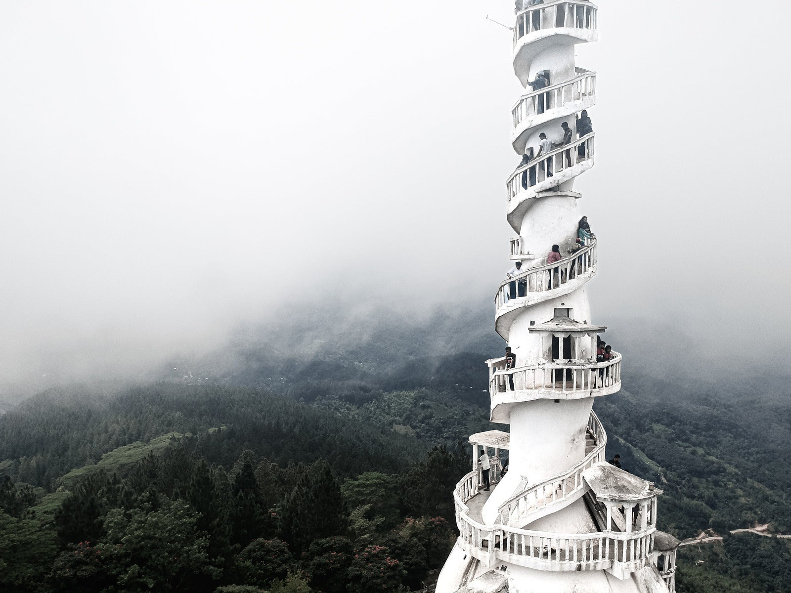 Meditation: Die Augen schließen, um zu erwachen honeynut